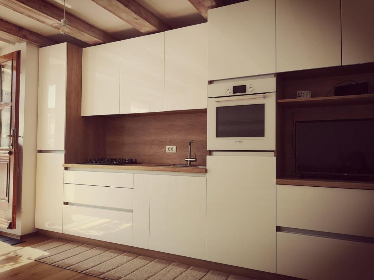Apartma Kras Komen エクステリア 写真